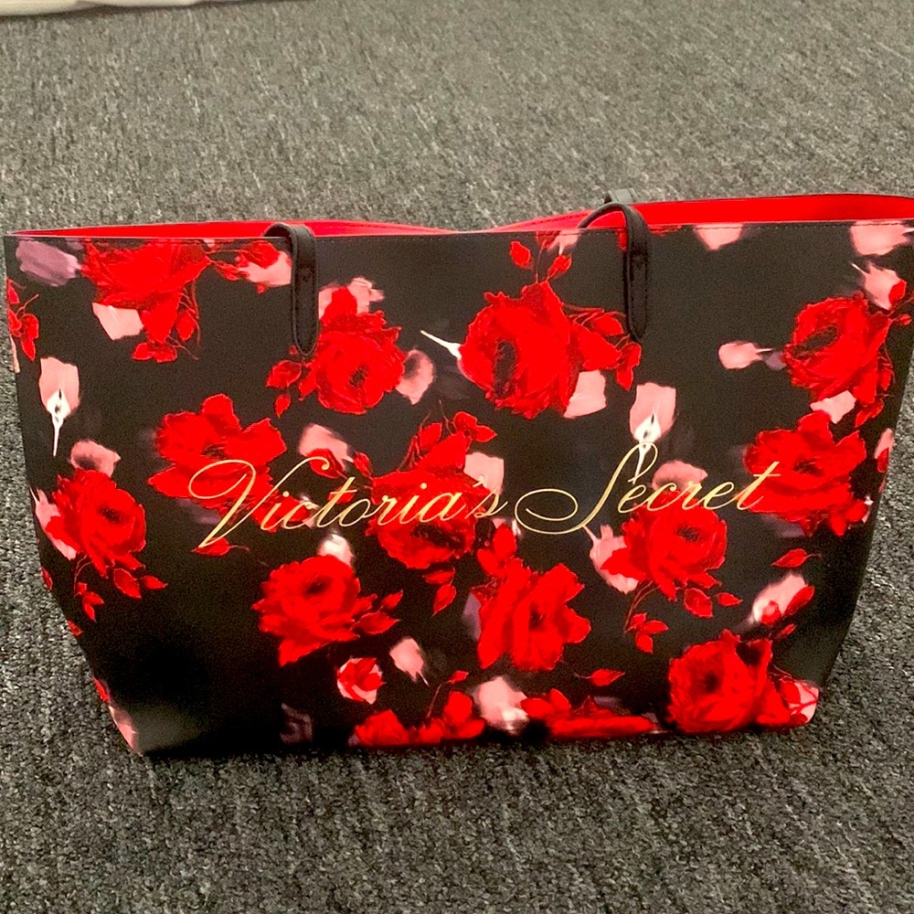 New Faux Floral Print Victoria Secret’s Tote New 100%